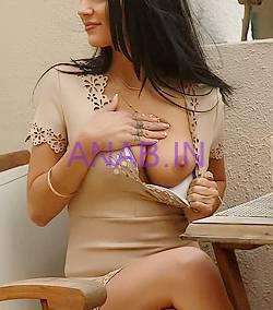 Seductive Housewife Call Girls in Zirakpur β Mature Beauty, Real Passion