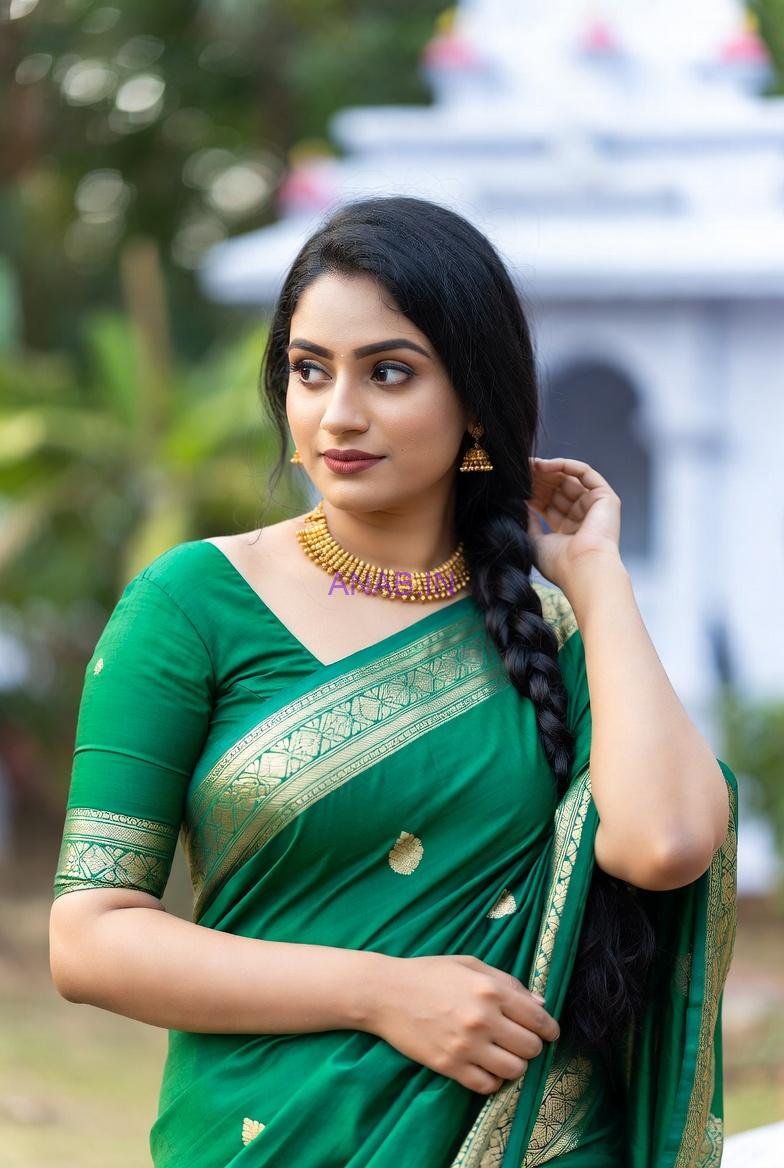 😈👄 Steamy Radhika: Sexy 38-Yr Horny Desi Bhabhi Escort Service Queen Ruling Fantasies! 💦🌟